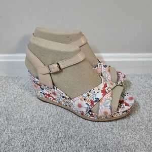 Clarks Women's Chicly Floral‎ White Print Chunky Wedge Sandal Sz 10 Wide Summer